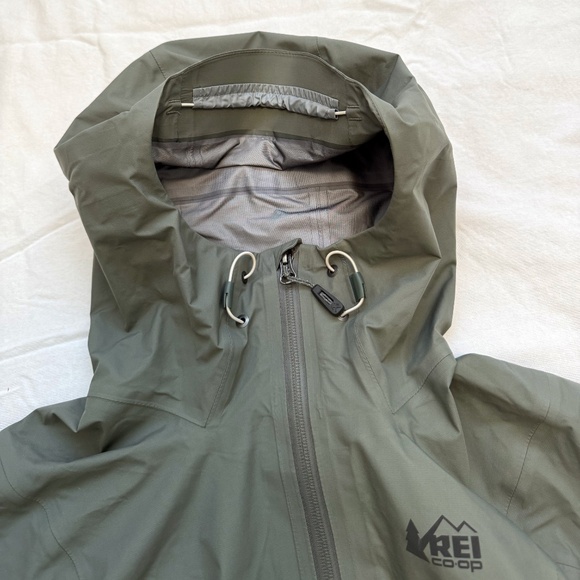 REI Drypoint GTX Gore-Tex rain jacket, women's M, sage green, NWOT - Picture 6 of 11